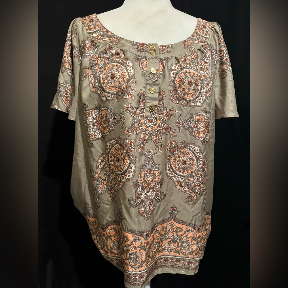 100% silk Michael Kors paisley ruffle sleeves blouse